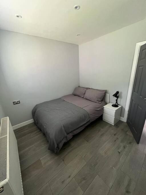 Superb Three Bed Garnant Duplex! Διαμέρισμα Εξωτερικό φωτογραφία